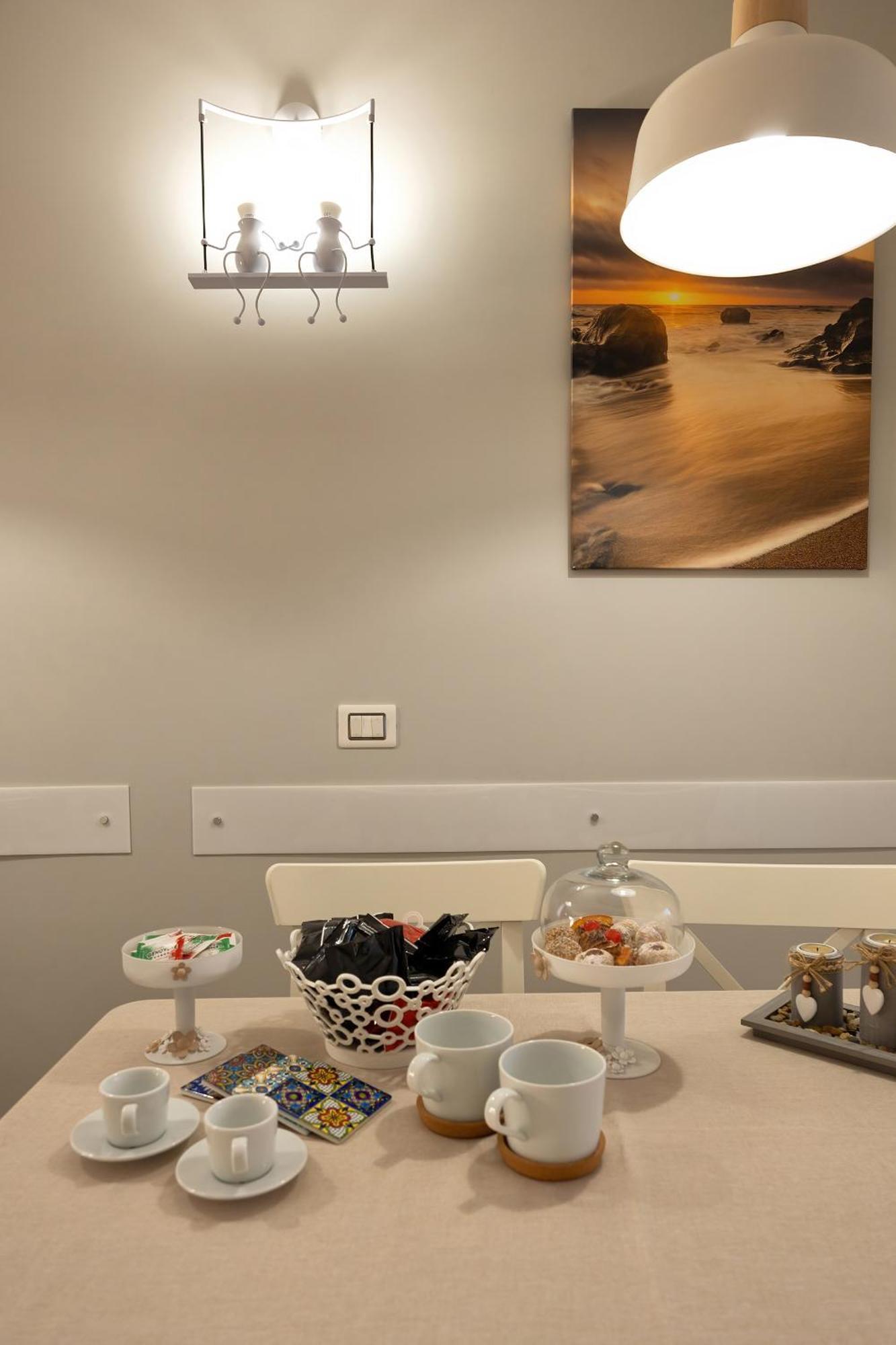 巴莱斯特拉泰Sunset House住宿加早餐旅馆 外观 照片